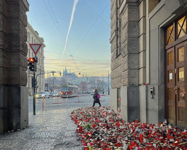 memorial and castle in Prague in Europe
