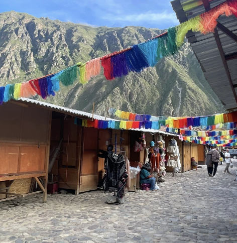 street market in ollantaytambo, peru